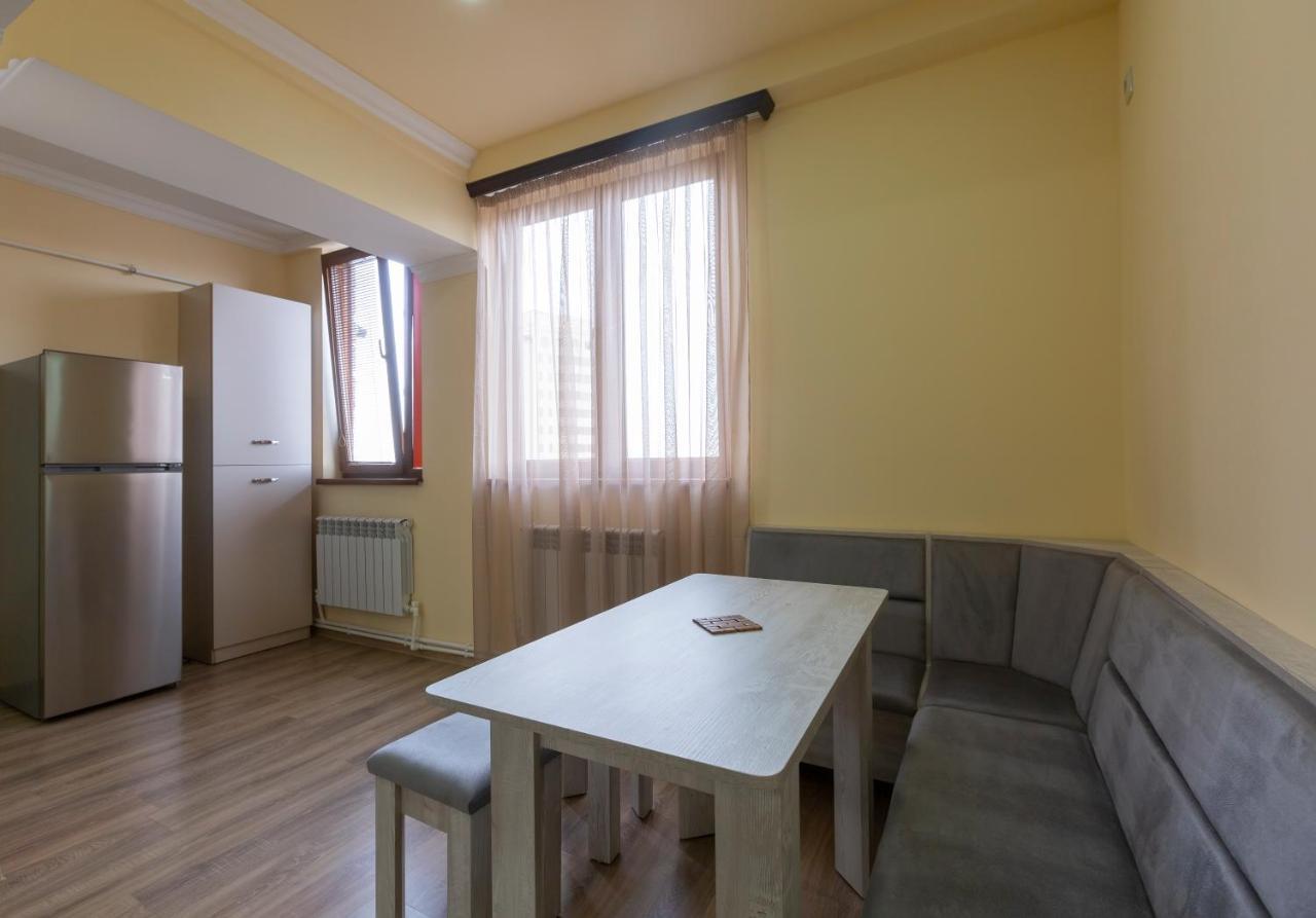 Umba Apartment N5 - Balcony And Mount Ararat View Jerevan Exteriér fotografie