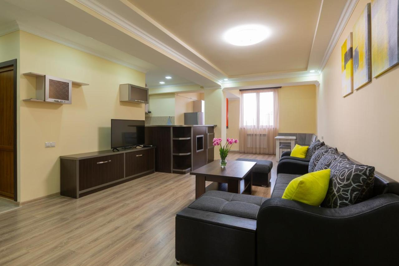 Umba Apartment N5 - Balcony And Mount Ararat View Jerevan Exteriér fotografie