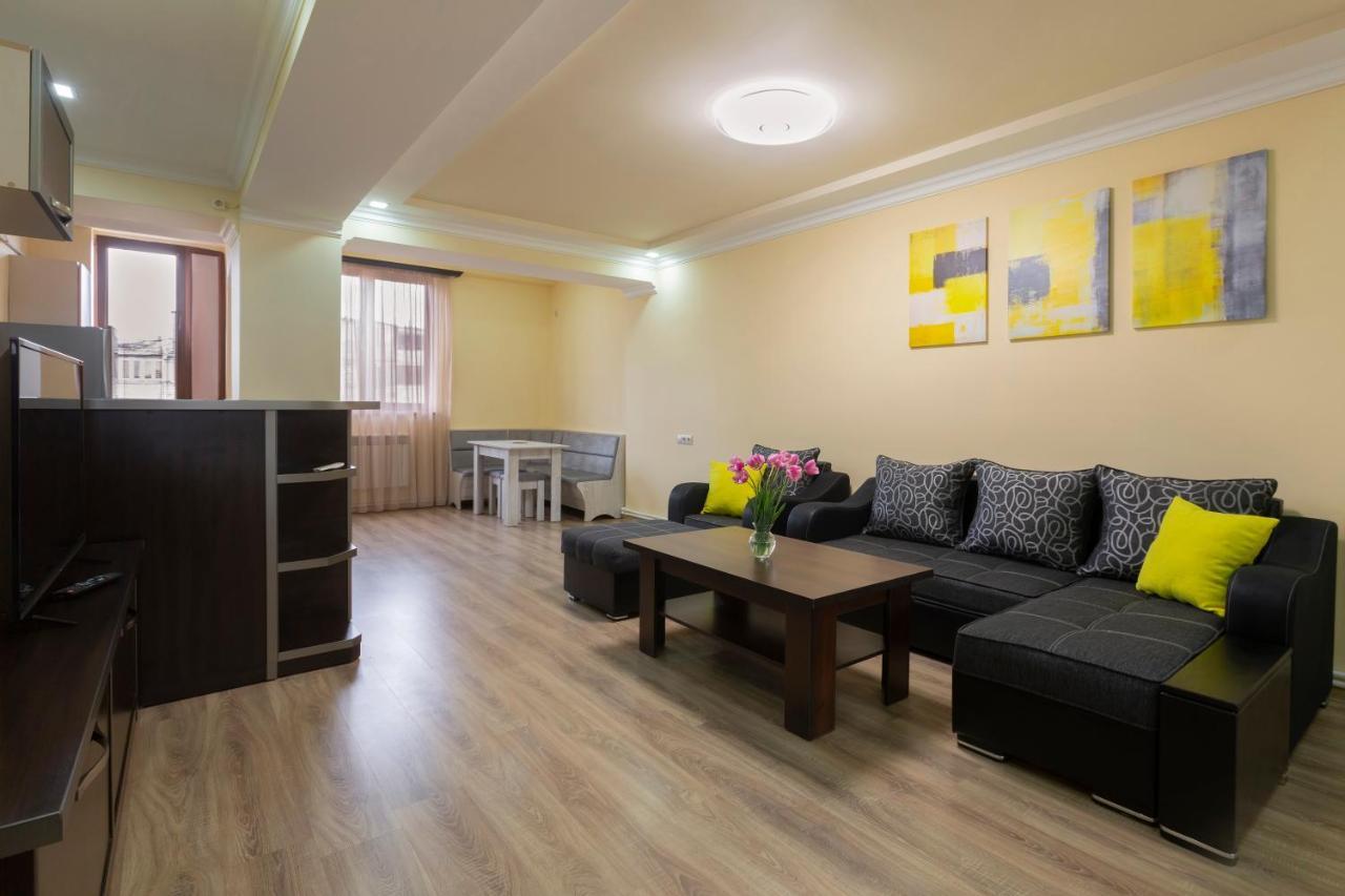 Umba Apartment N5 - Balcony And Mount Ararat View Jerevan Exteriér fotografie