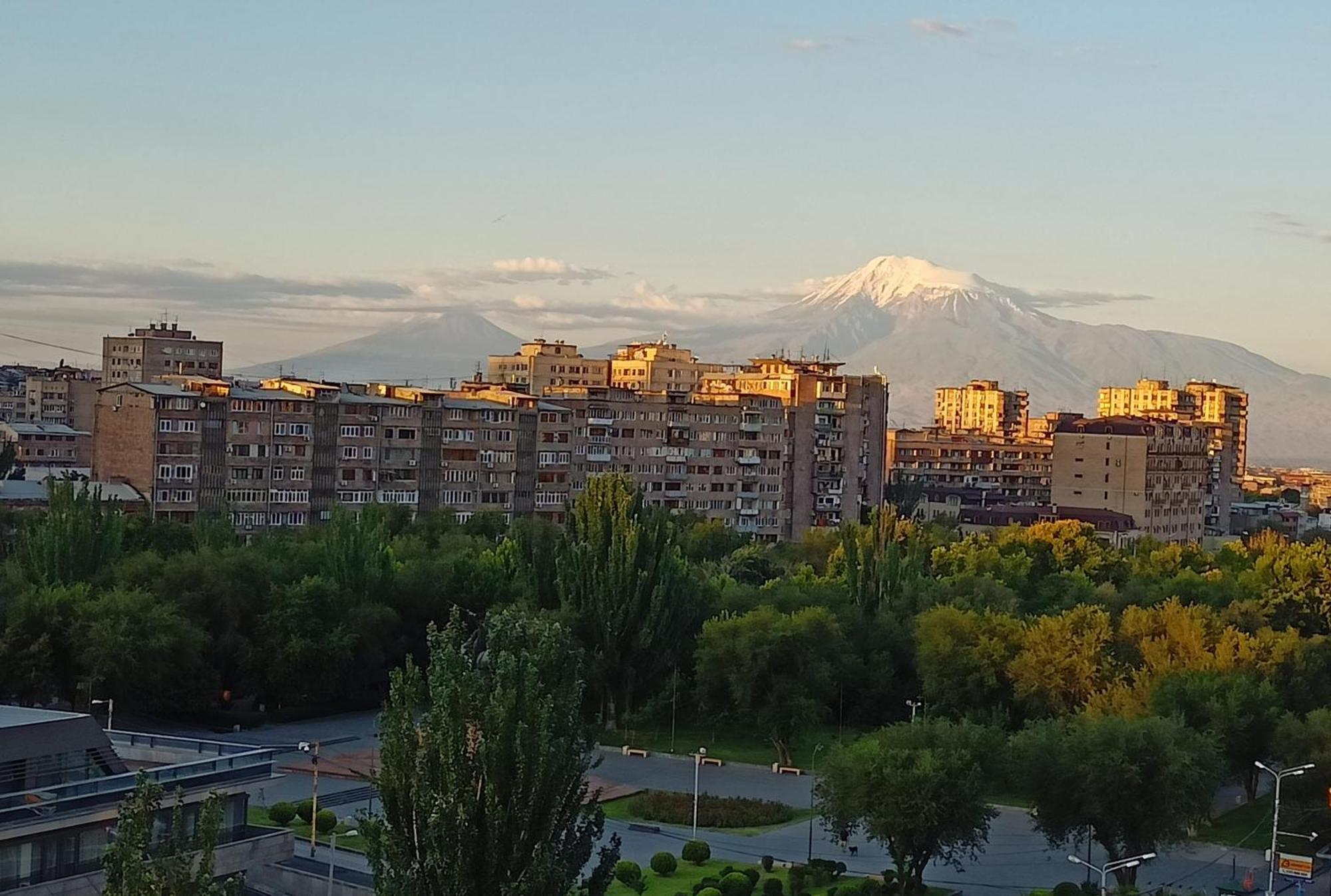 Umba Apartment N5 - Balcony And Mount Ararat View Jerevan Exteriér fotografie